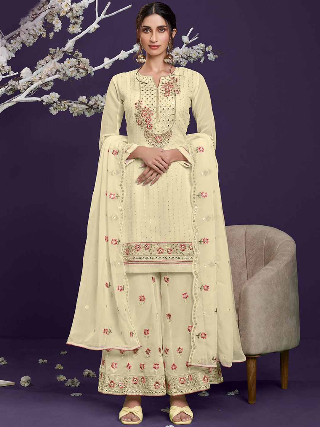 

ALIZEH Floral Neckline Embroidered Punjabi Short Kurta With Sharara And Dupatta, Yellow