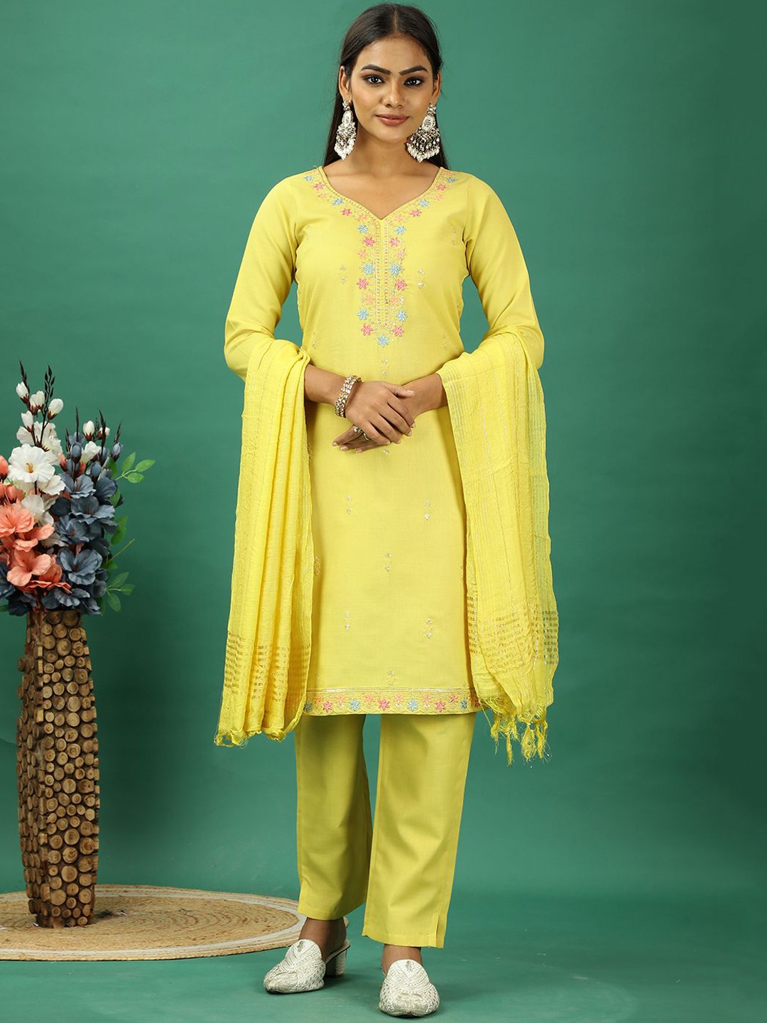 

Ethnovog Floral Embroidered V-Neck Staright Kurti With Trousers And Dupatta, Yellow