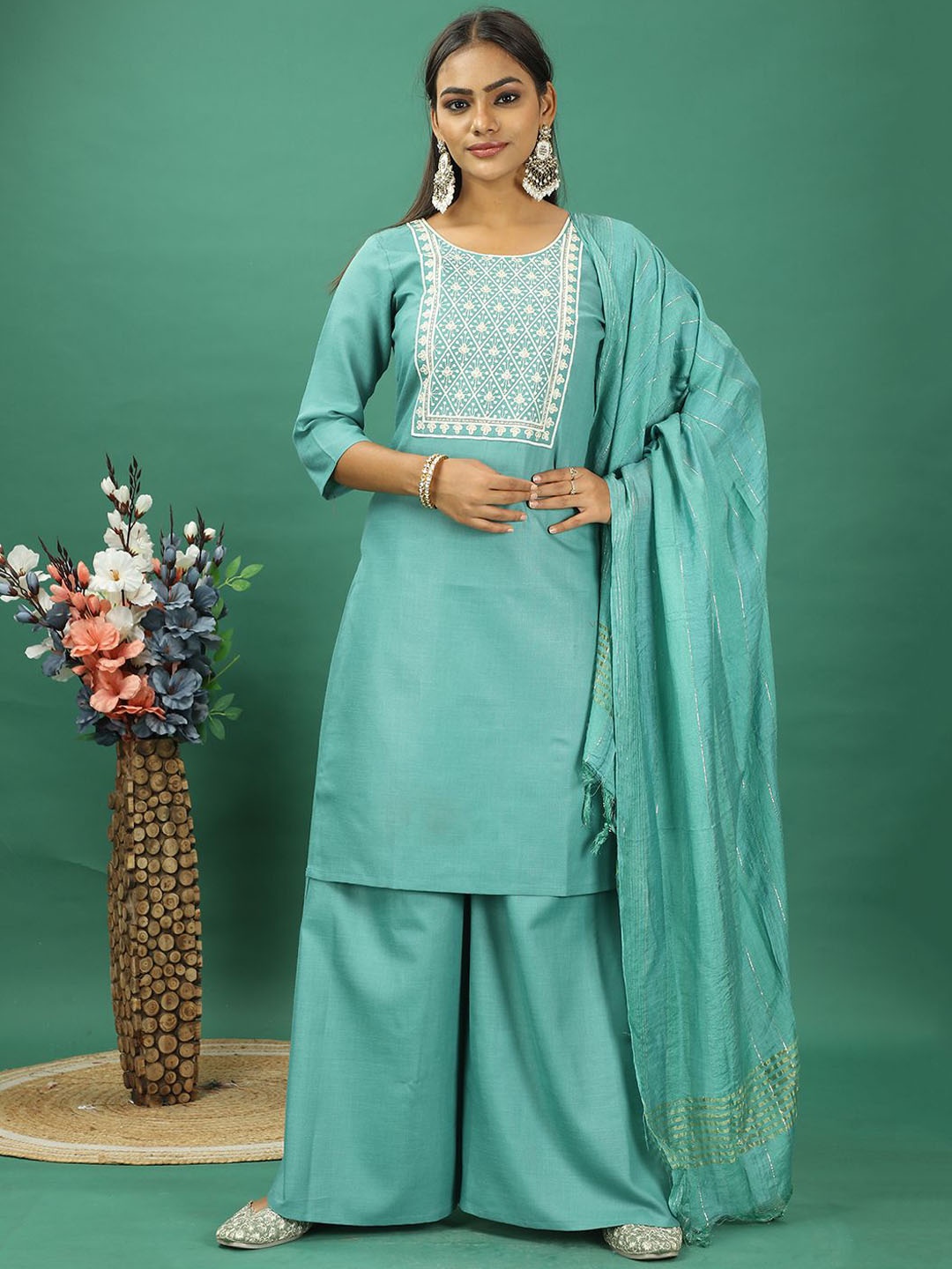 

Ethnovog Floral Embroidered Round Neck Staright Kurti With Palazzos And Dupatta, Green