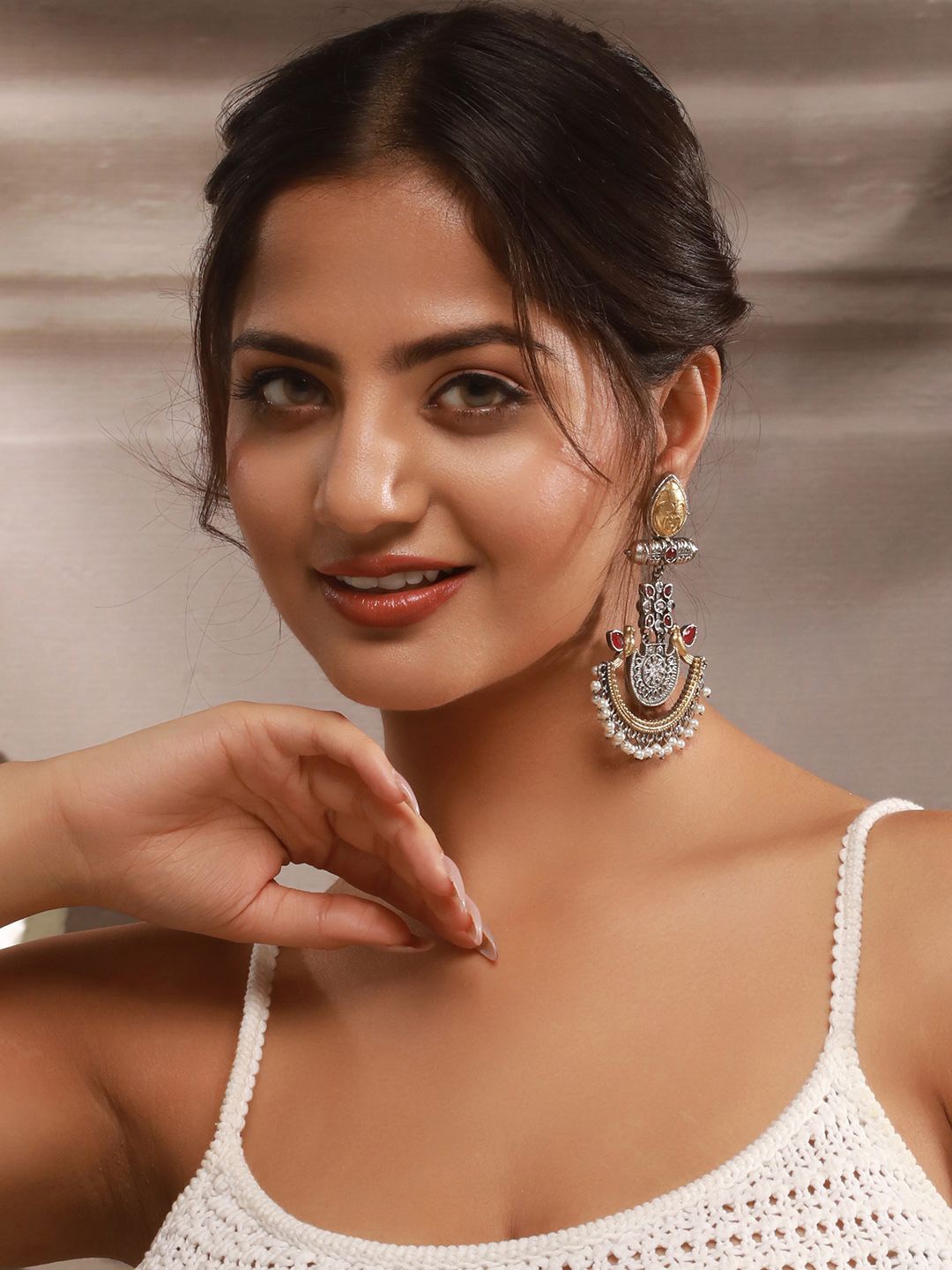 

Saraf RS Jewellery Silver-Plated American Diamond Studded & Beaded Drop Earrings