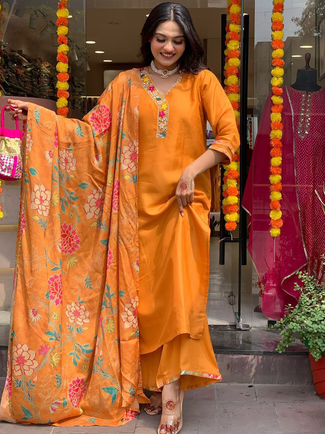 

Blue Wish Beads And Stone V-Neck Chanderi Silk Straight Kurta With Trouser & Dupatta, Orange