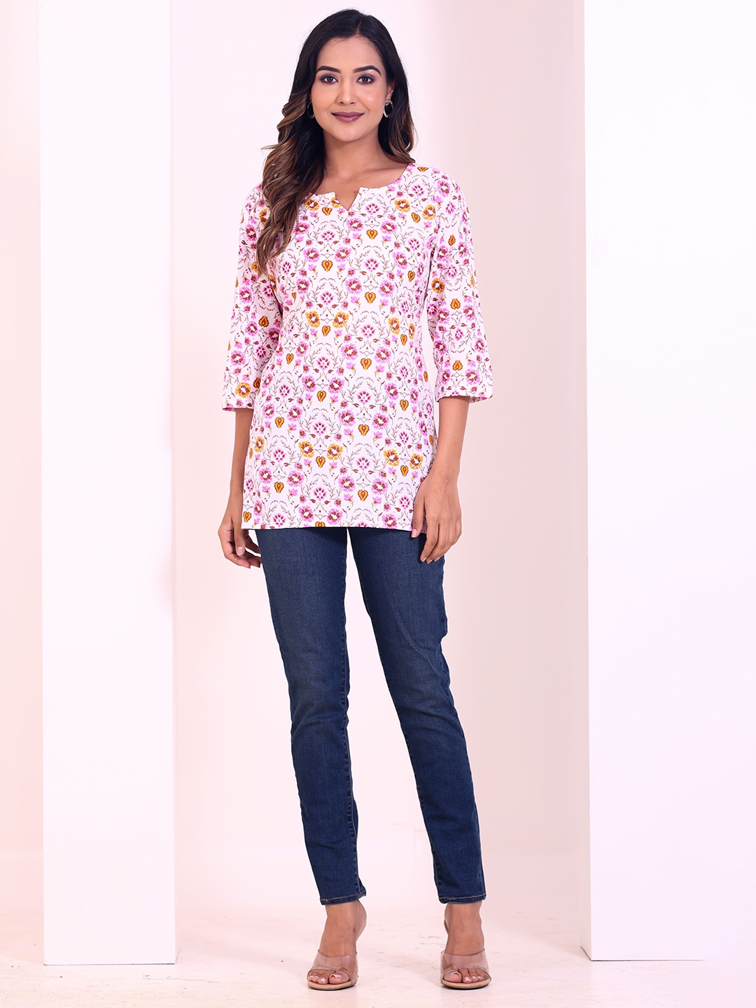 

Intizer Women Kurta, Multi