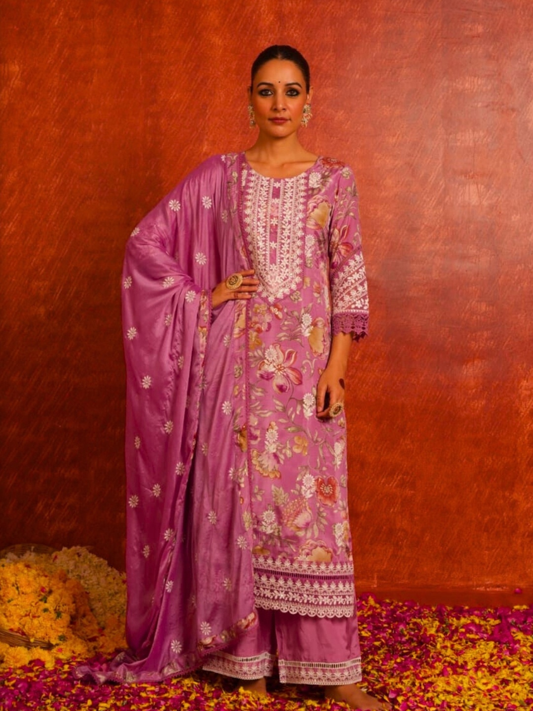 

Atha Fashion Women Floral Printed Regular Thread Work Kurta with Trousers & With Dupatta, Purple