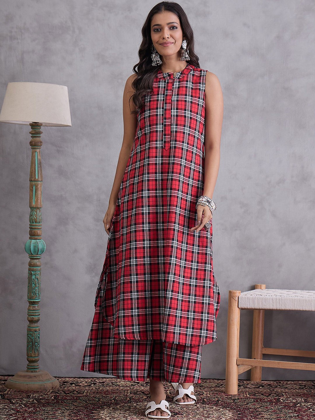 

InWeave Women Regular Pure Cotton Kurta with Palazzos, Red