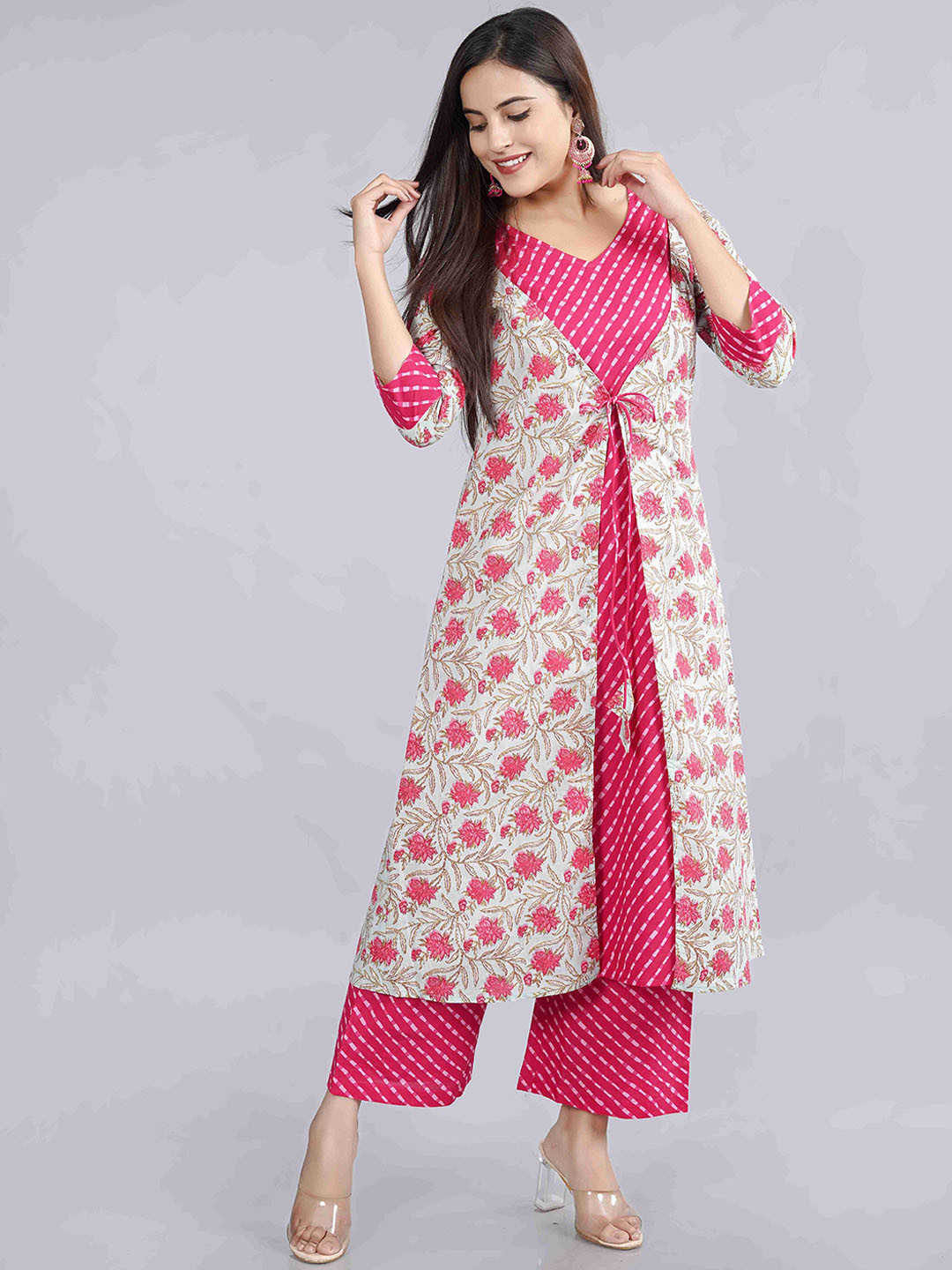 

Gaonwali Clothings Women Floral Printed High Slit Sequinned Pure Cotton Kurta with Palazzos, Grey