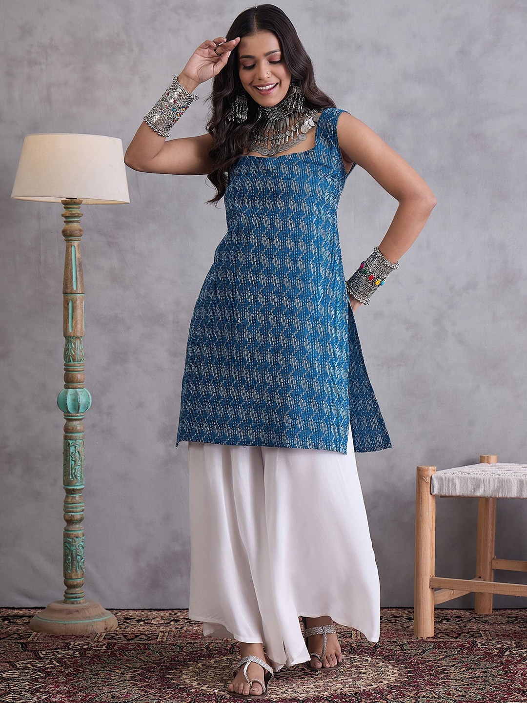 

InWeave Women Printed Regular Pure Cotton Kurta with Palazzos, Blue