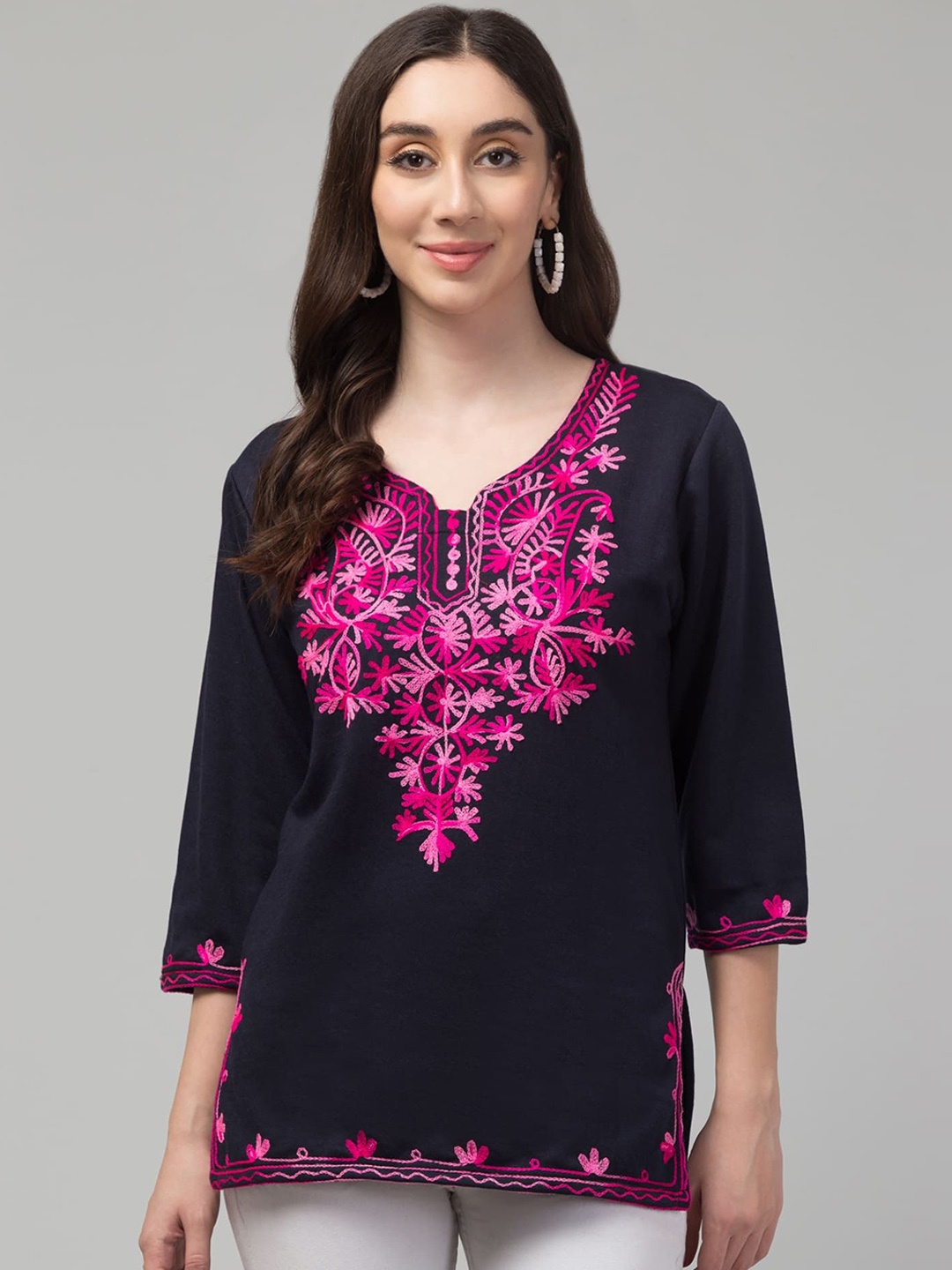

FAMBEE Women Woollen Kurta, Navy blue
