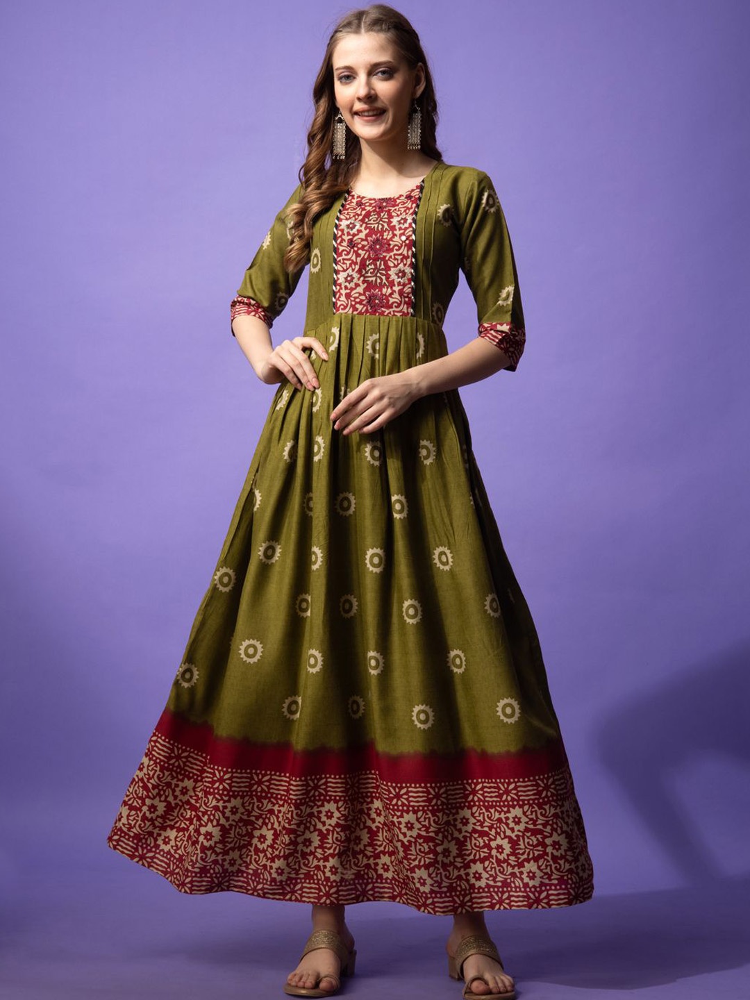 

ARADHNA Paisley Printed Thread Work Anarkali Kurta, Green