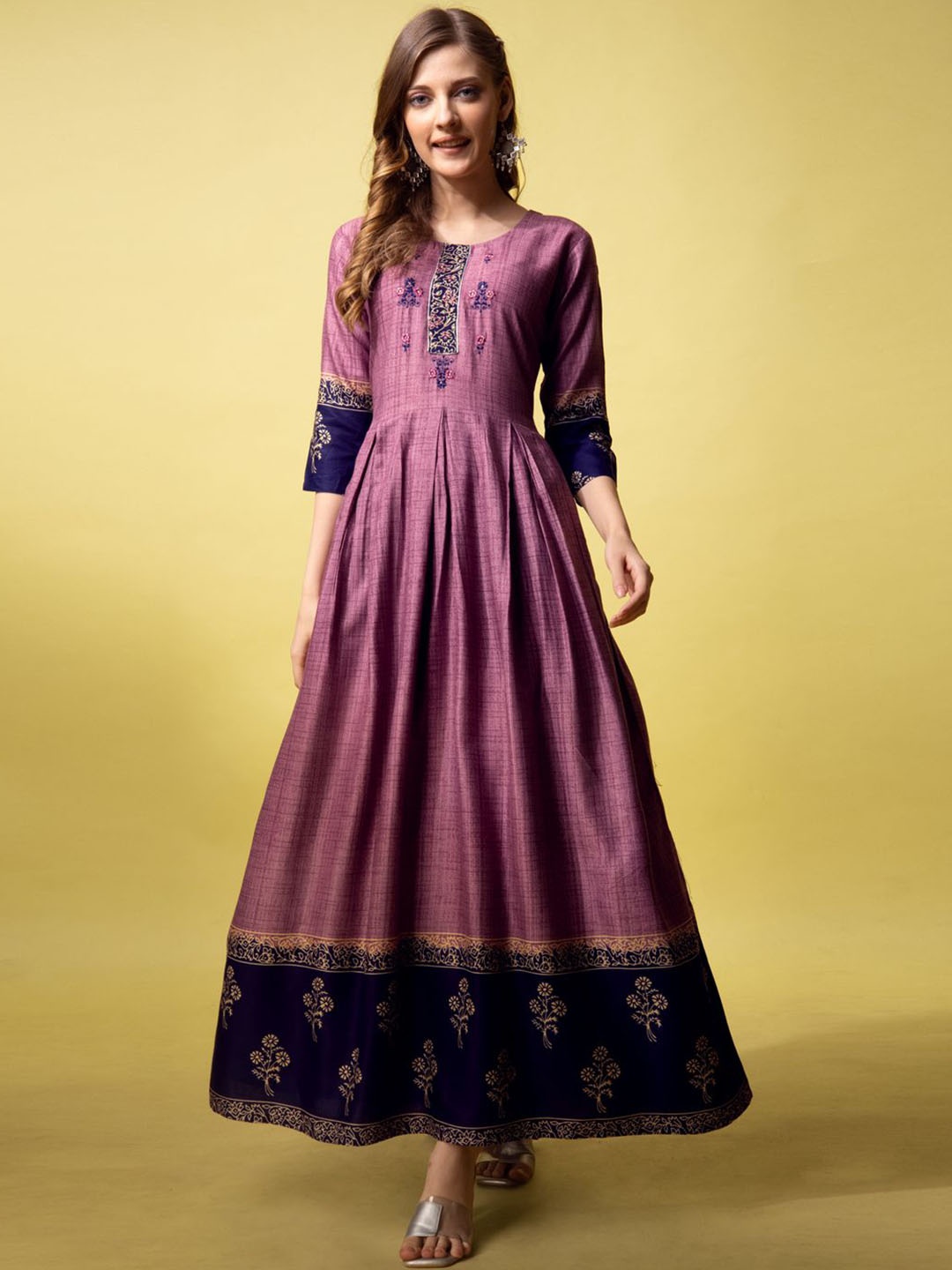 ARADHNA Floral Printed Patchwork Anarkali Kurta, Purple