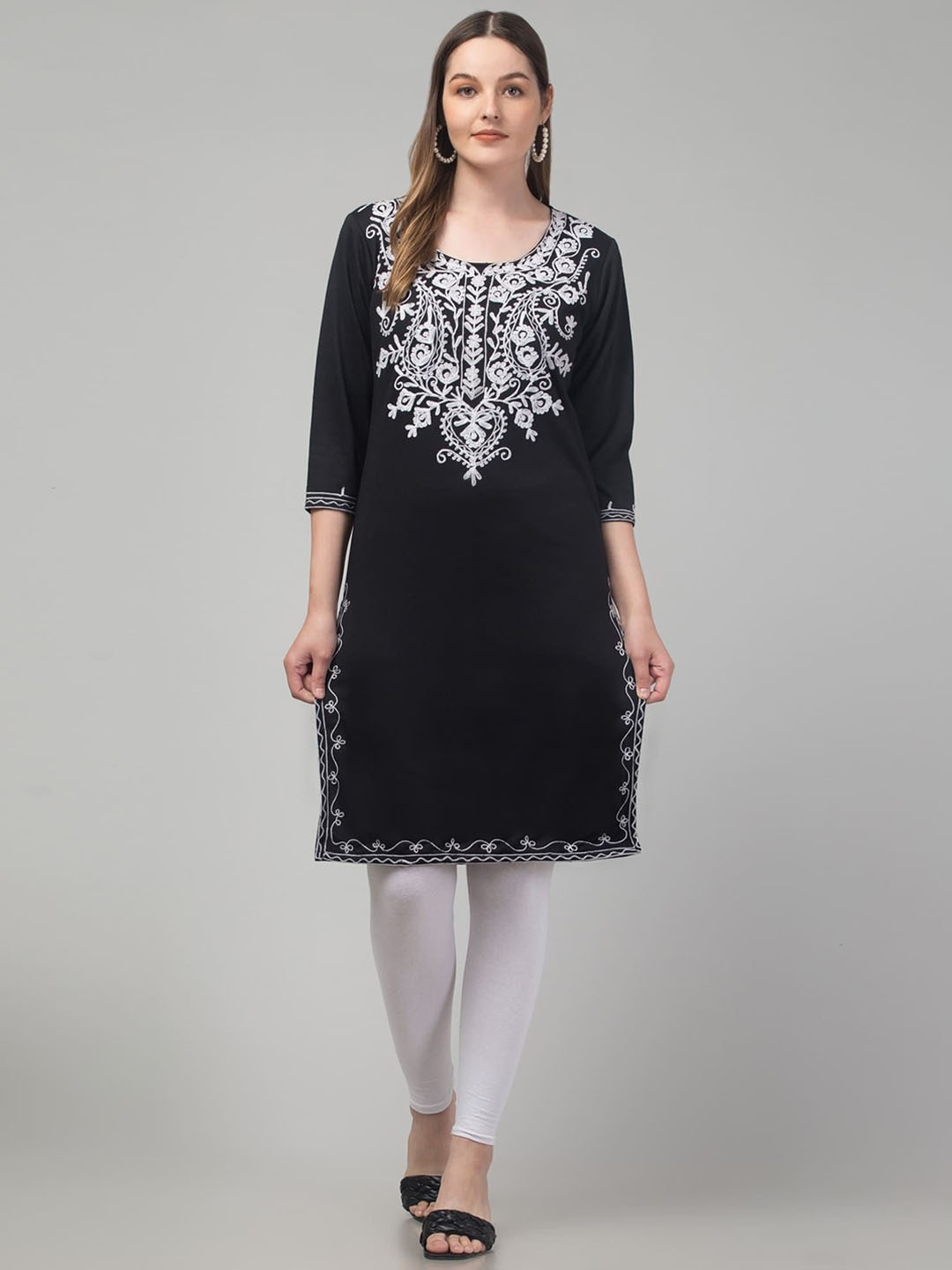 

FAMBEE Floral Embroidered U-Neck Straight Kurta, Black