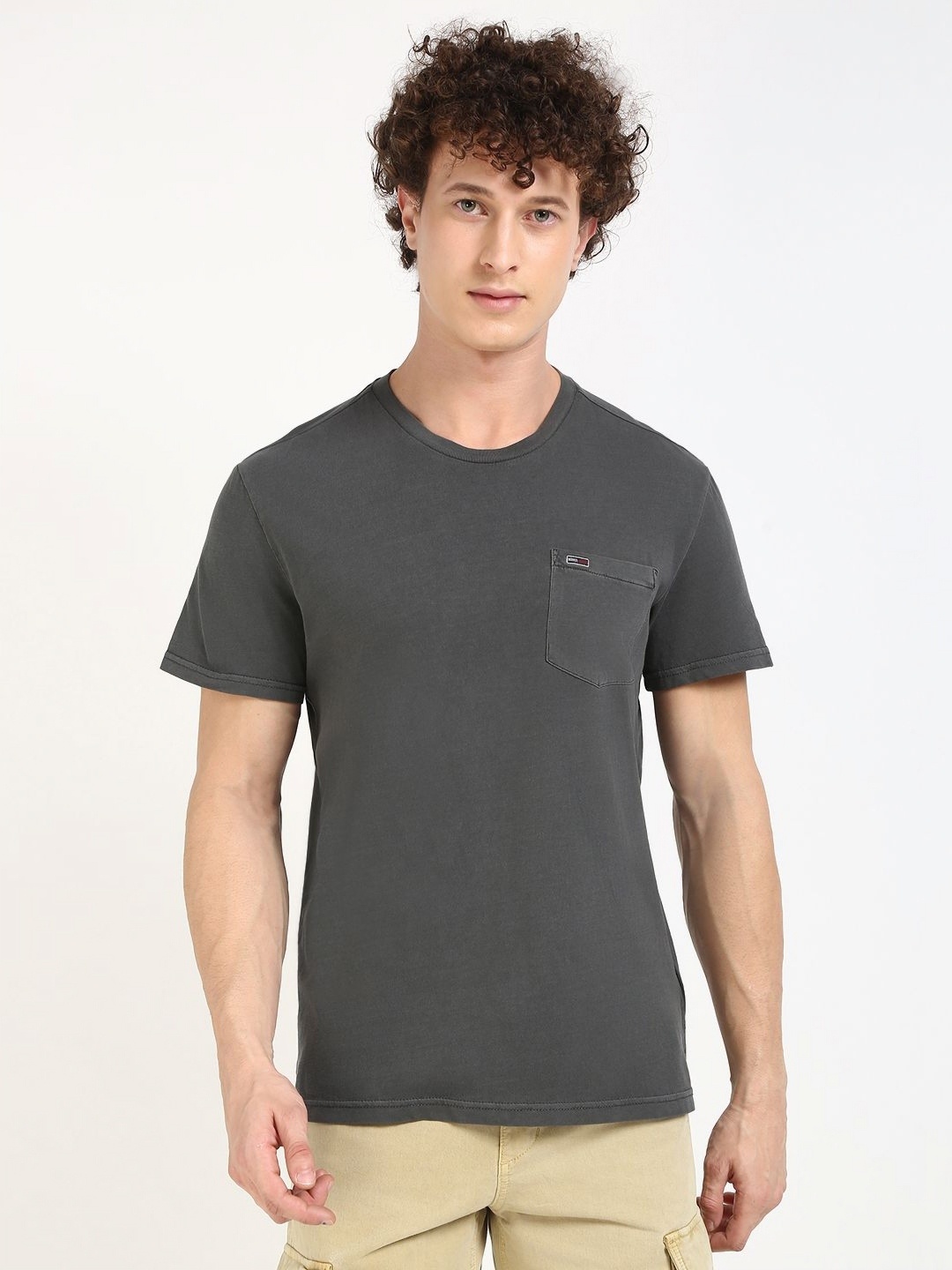 

Tommy Hilfiger Men Solid Round Neck Cotton T-shirt, Grey