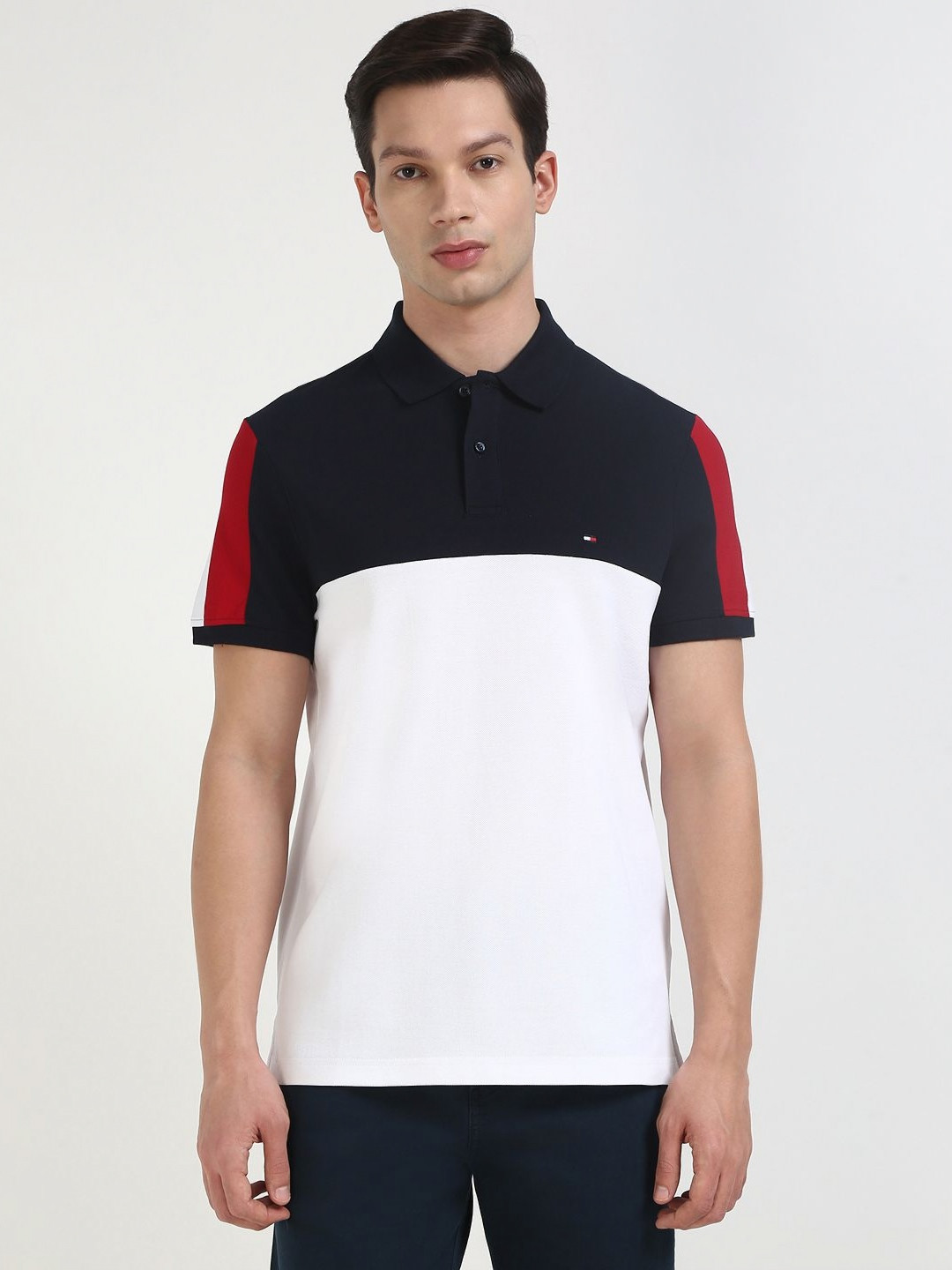 

Tommy Hilfiger Men Colourblocked Polo Collar Cotton T-shirt, White