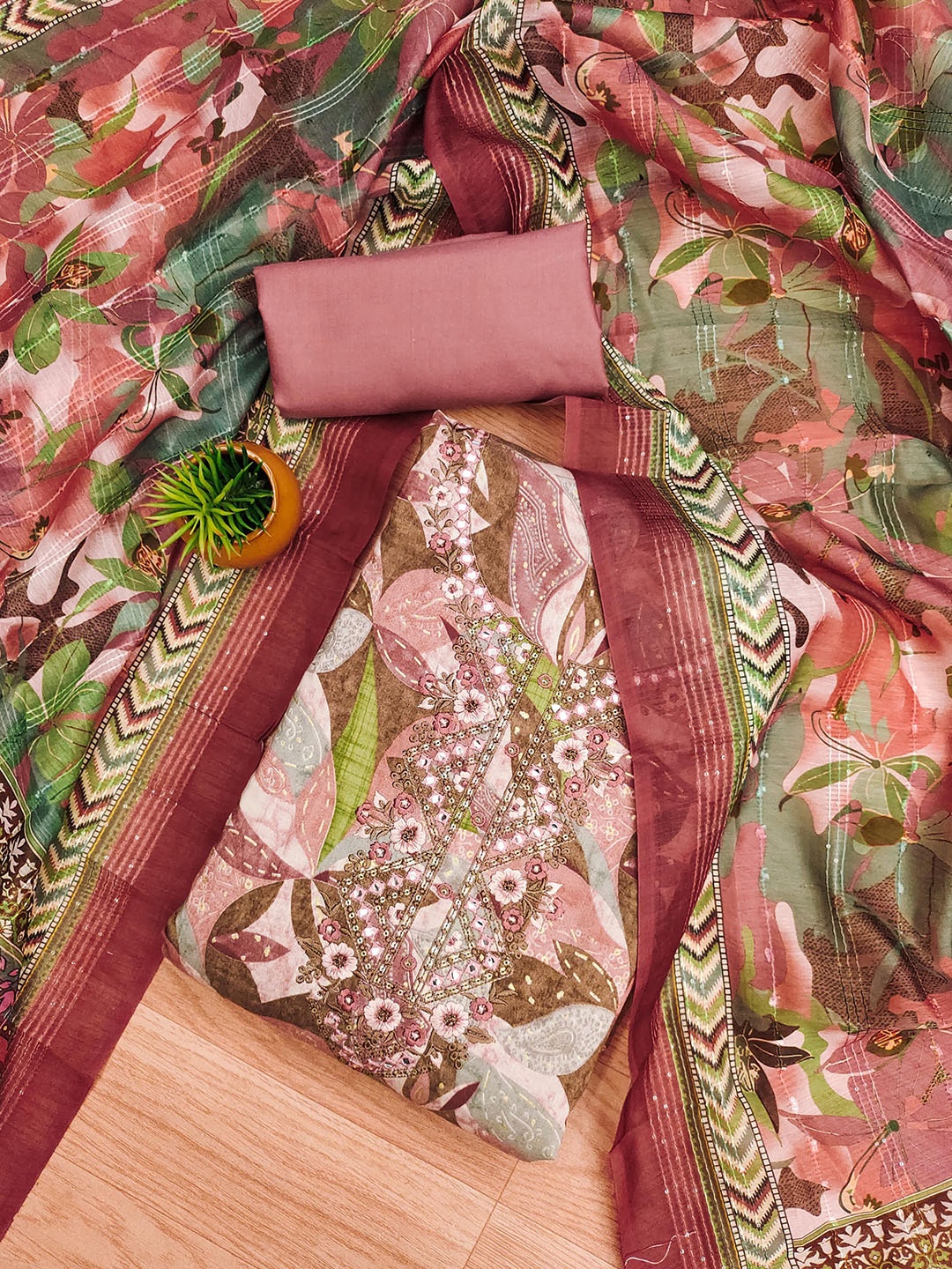 

Maroosh Floral Digital Foil Printed Beads & Stones Modal Cotton Unstitched Dress Material, Brown