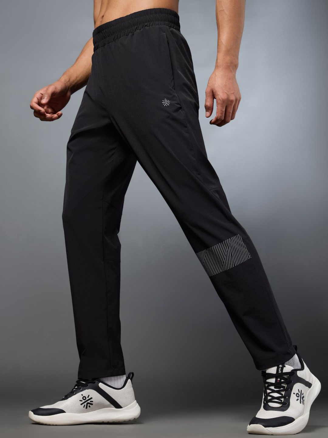 

CULT Men's Night Jogger Performance Trackpants, Black