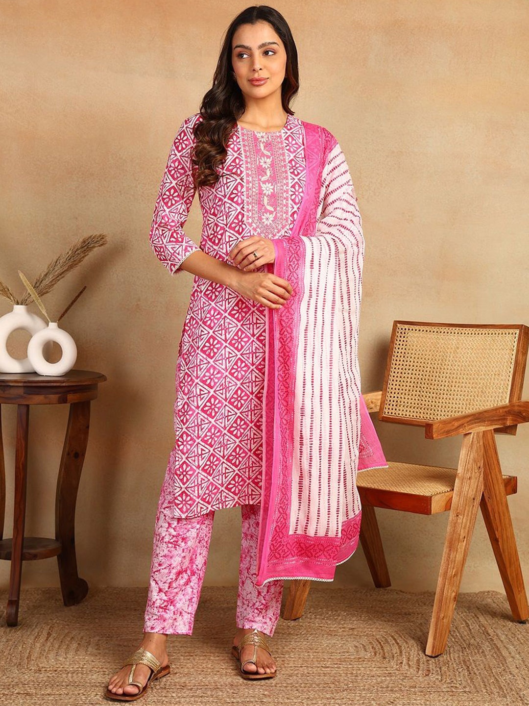 

Anouk Pink Floral Embroidered Pure Cotton Straight Kurta With Trousers And Dupatta