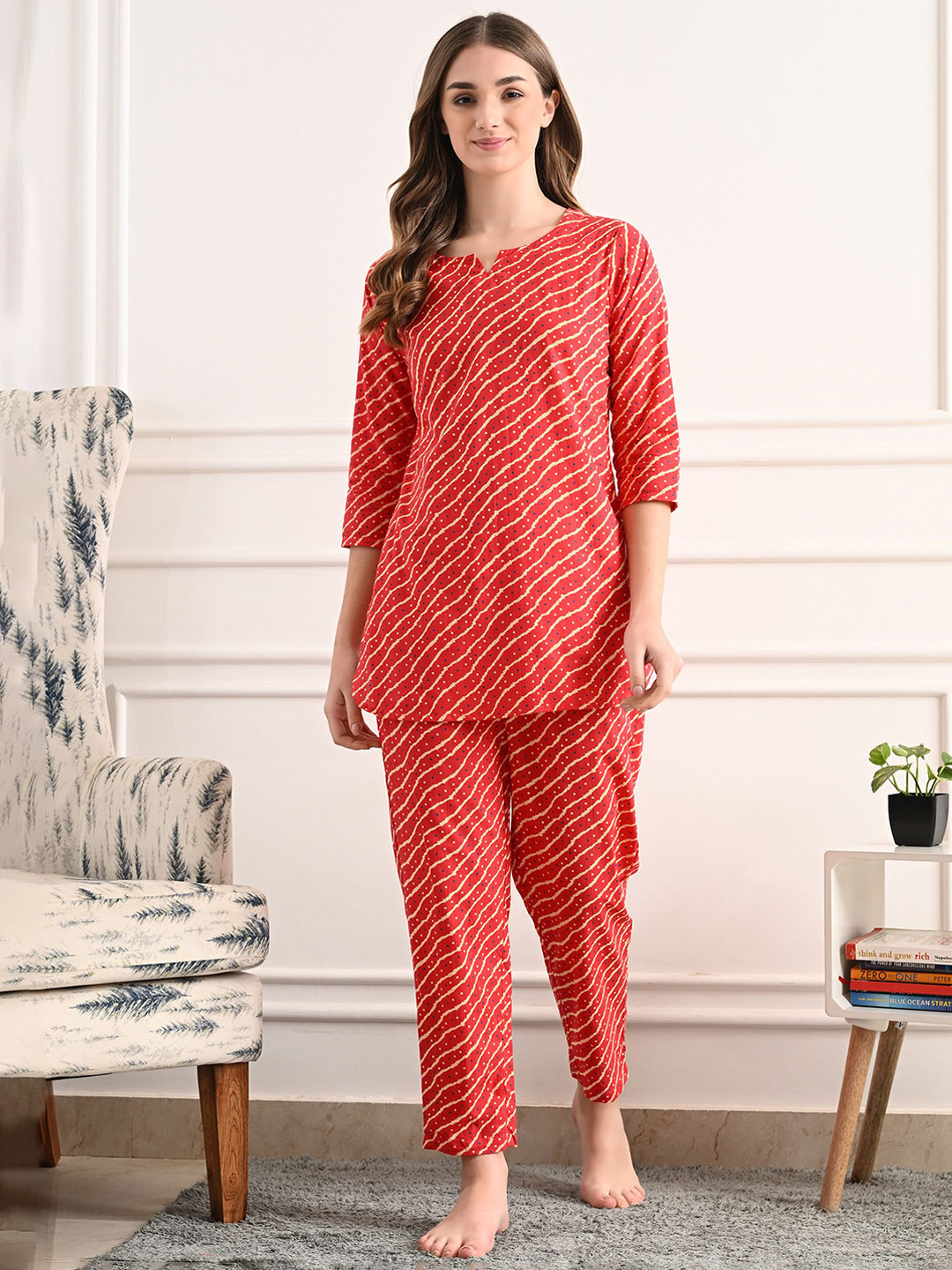 

TREND ME Women Printed Pure Cotton Night suit, Red