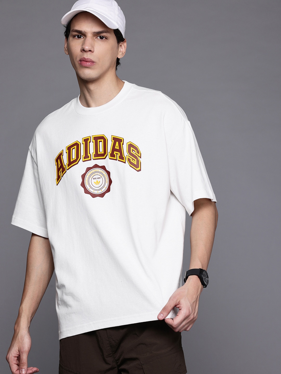 

ADIDAS Originals GFX Brand Logo Print T-shirt, White