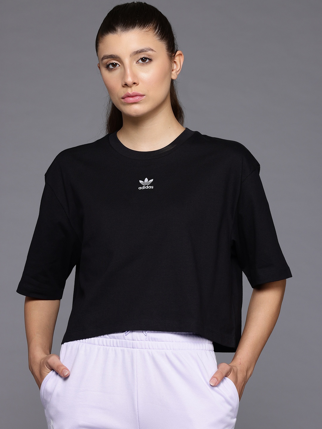 

ADIDAS Originals Drop-Shoulder Sleeves Pure Cotton Boxy Fit Crop T-shirt, Black