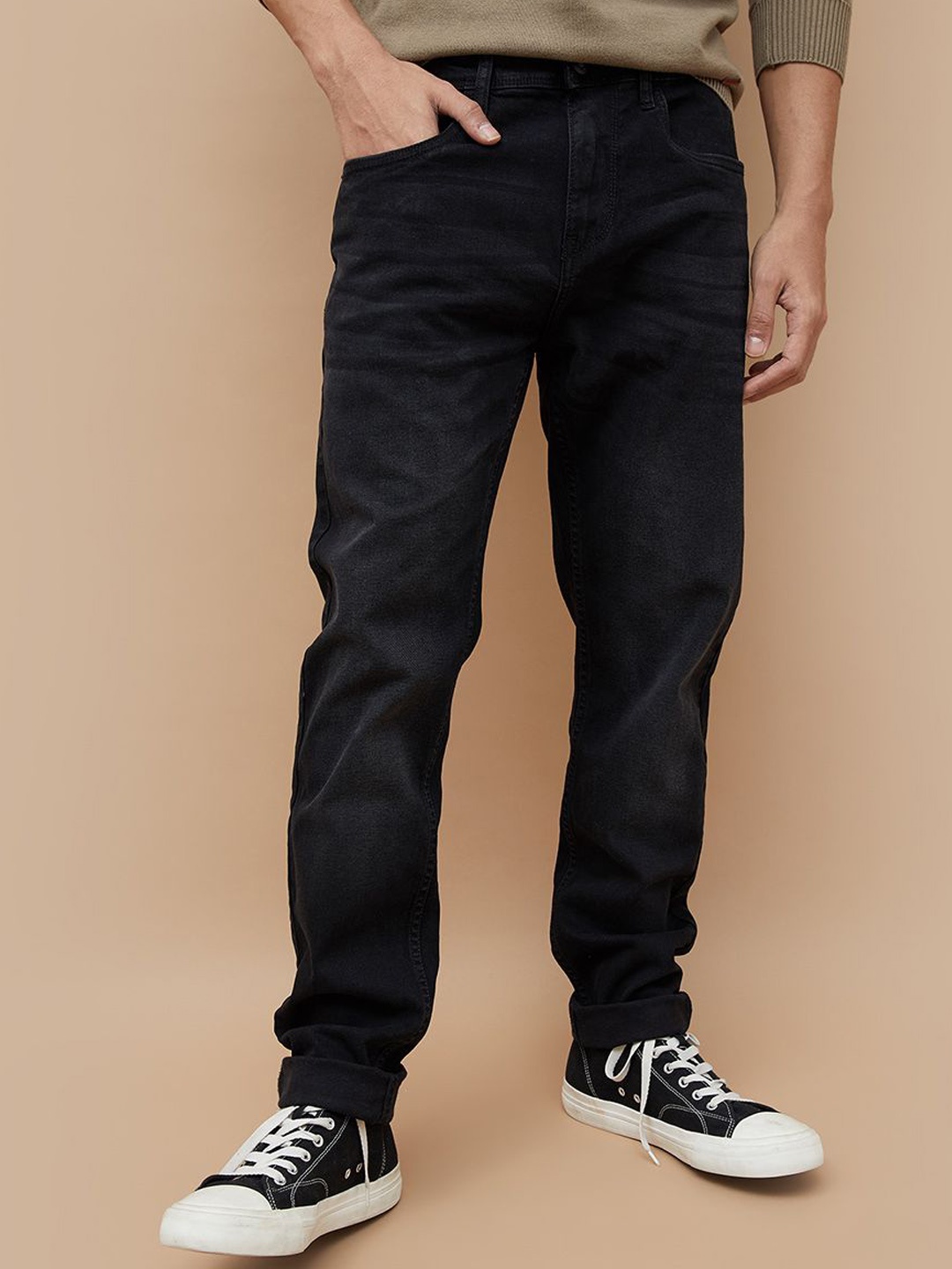 

Fame Forever by Lifestyle Men Tapered Fit Jeans, Black