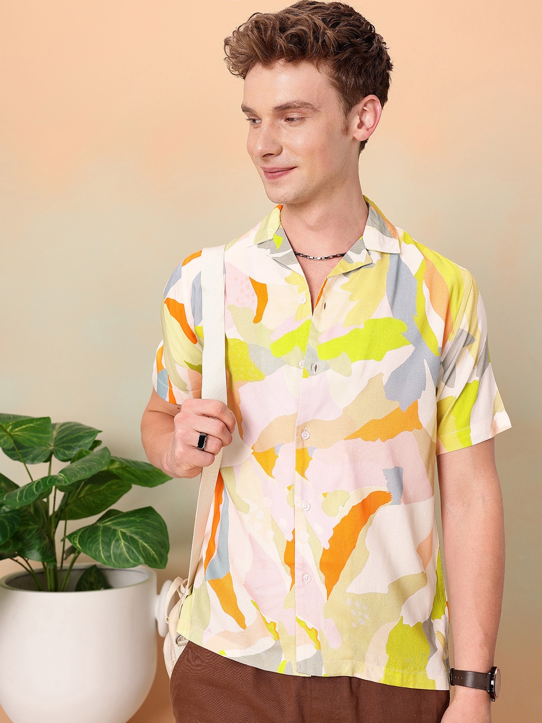 

Mast & Harbour Abstract Printed Drop-Shoulder Sleeves Relaxed Fit Casual Shirt, Multi