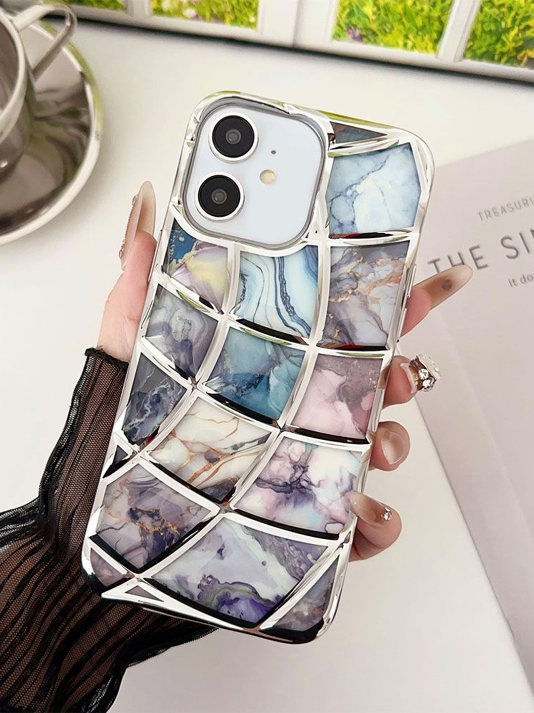 

Luxury Kase LK145 Electroplated Marble Look Soft Shell iPhone 11 Back Case, Silver
