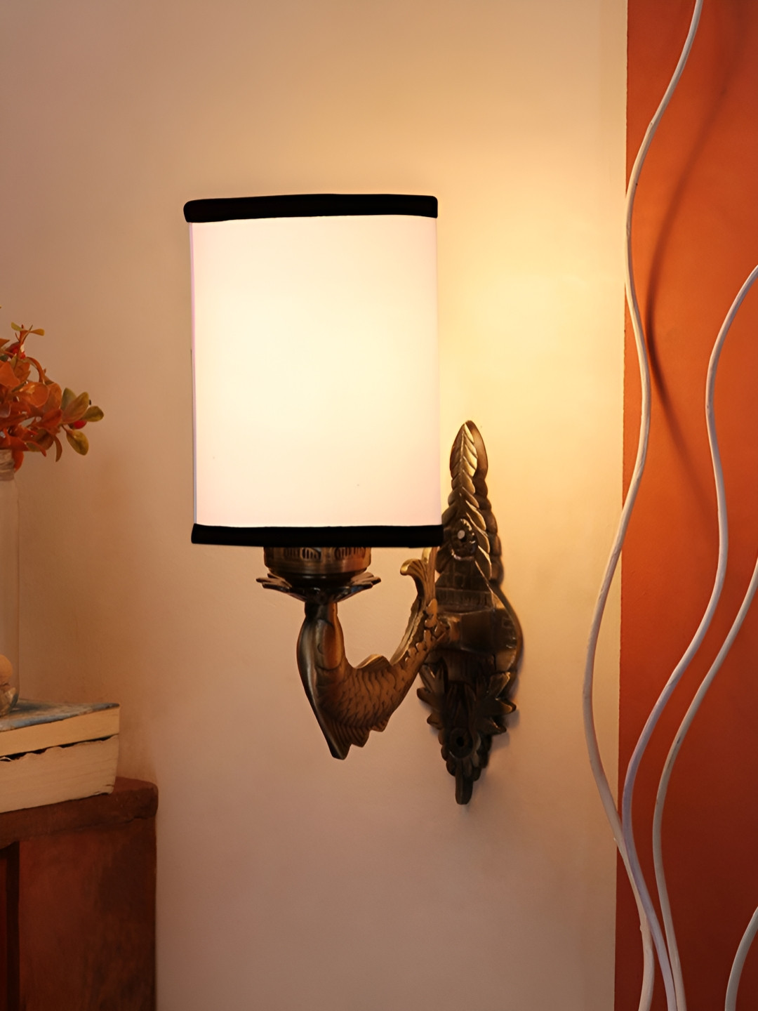 

Aura White & Black Cylinder Shaped Antique Metal Wall Lamp