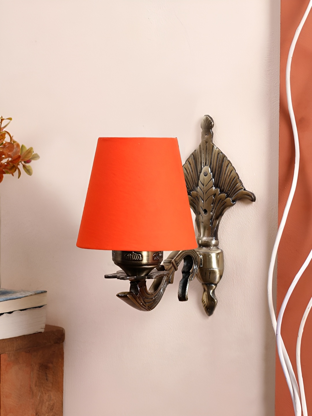 

Aura Orange & Black Metal Traditional Abstract Shaped Shaped Wall Lamp