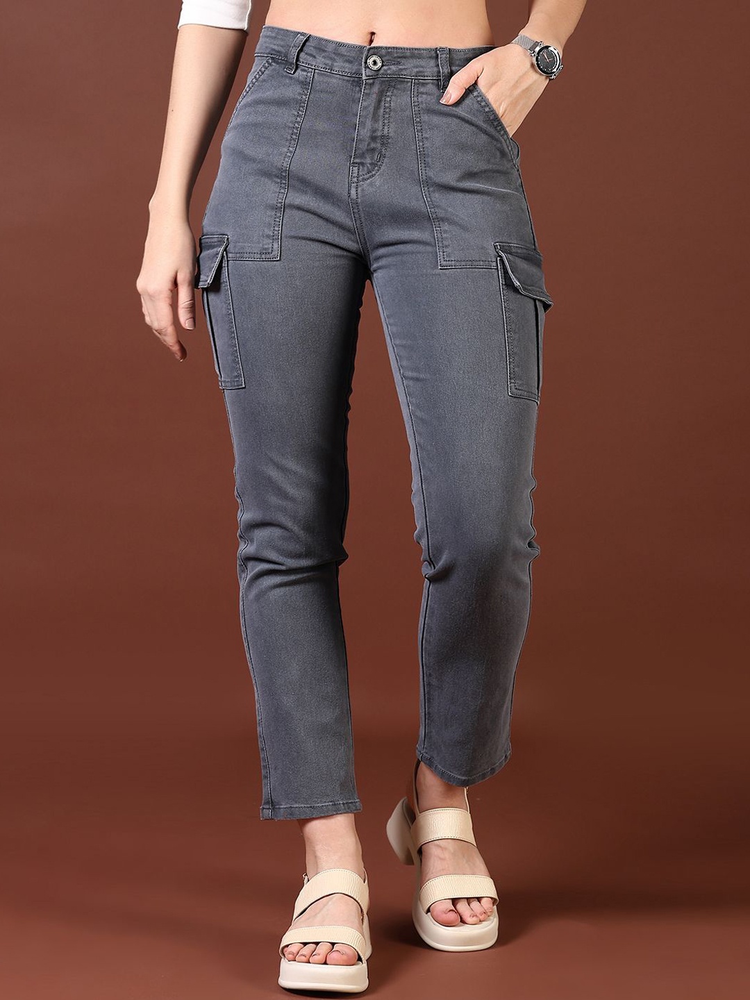 

V-Mart Women Cotton Light Fade Jeans, Black