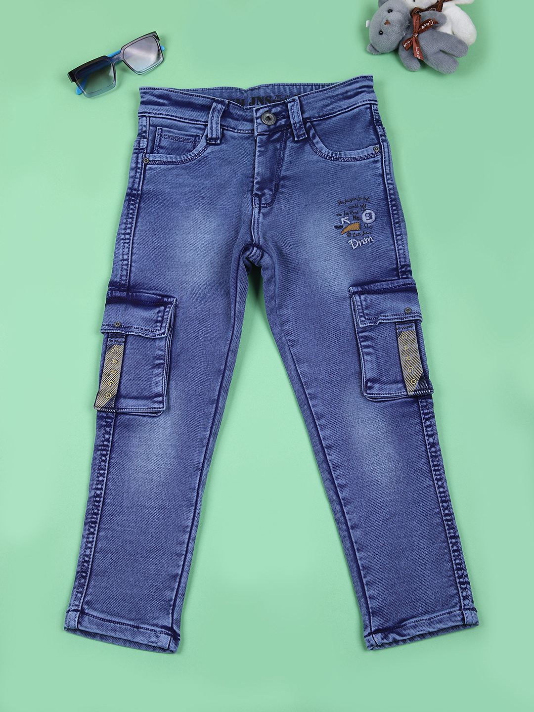 

V-Mart Boys Regular Fit Light Fade Mid-Rise Cotton Jeans, Blue