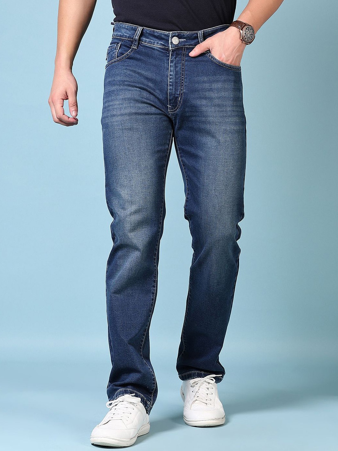 

V-Mart Men Light Fade Stretchable Regular Fit Mid-Rise Cotton Jeans, Blue