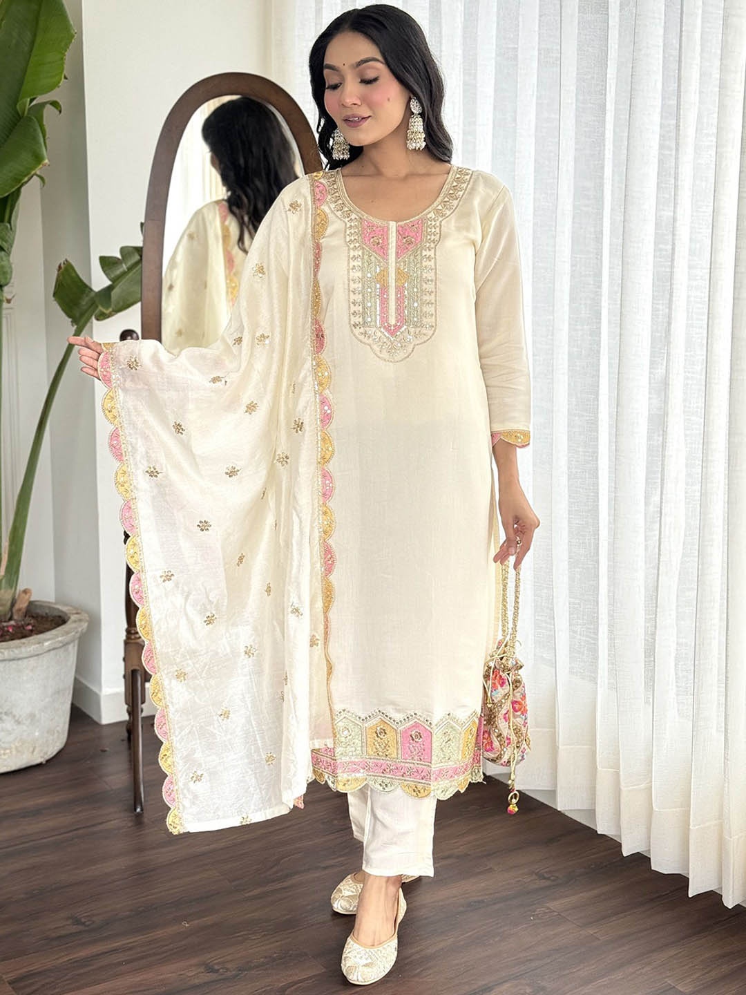 

KALINI Sequinned Embellished Round Neck Straight Kurta With Trousers And Dupatta, Off white