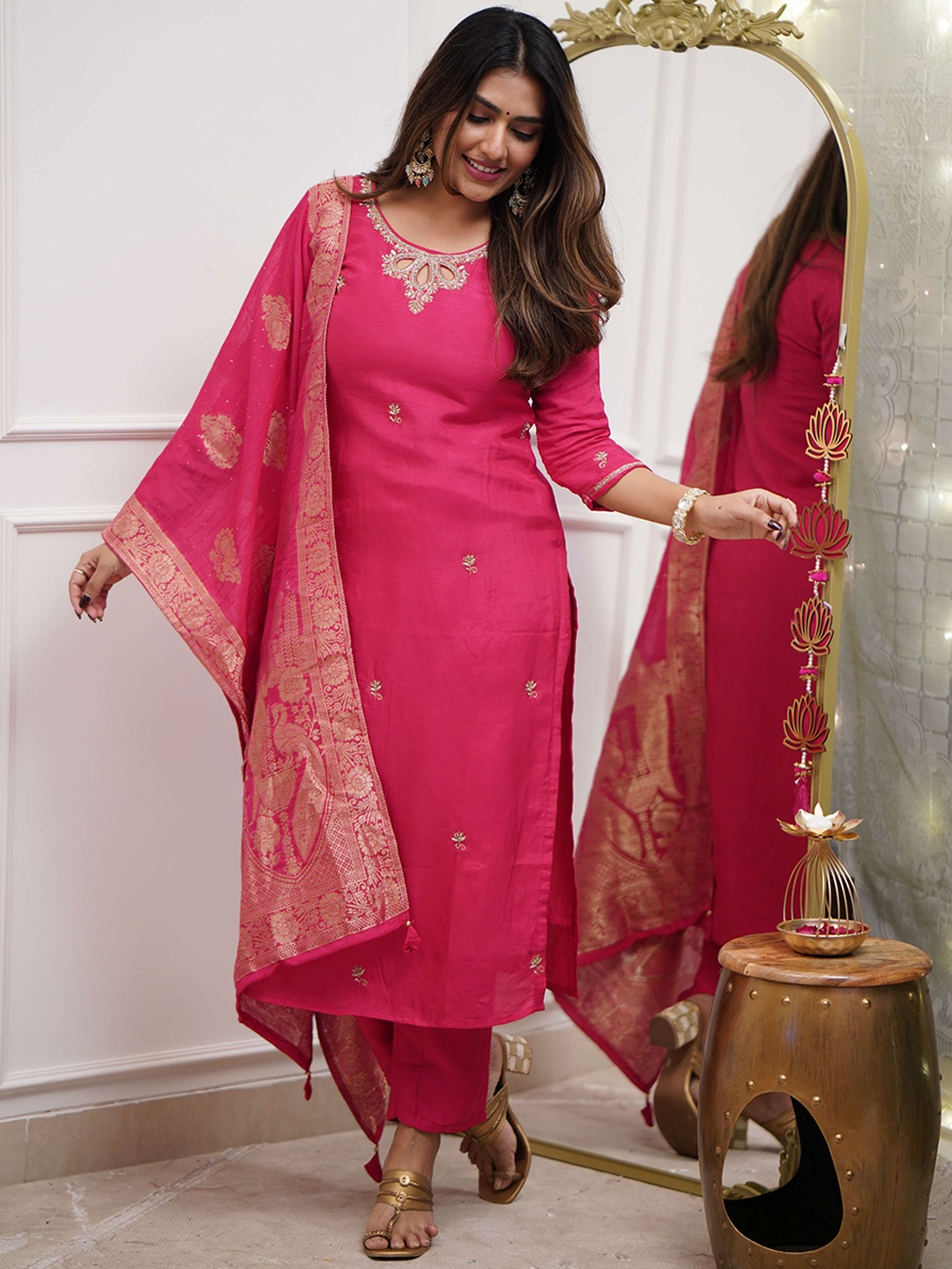 

KALINI Floral Embroidered Key Hole Neck Straight Kurta with Trousers & Dupatta, Pink