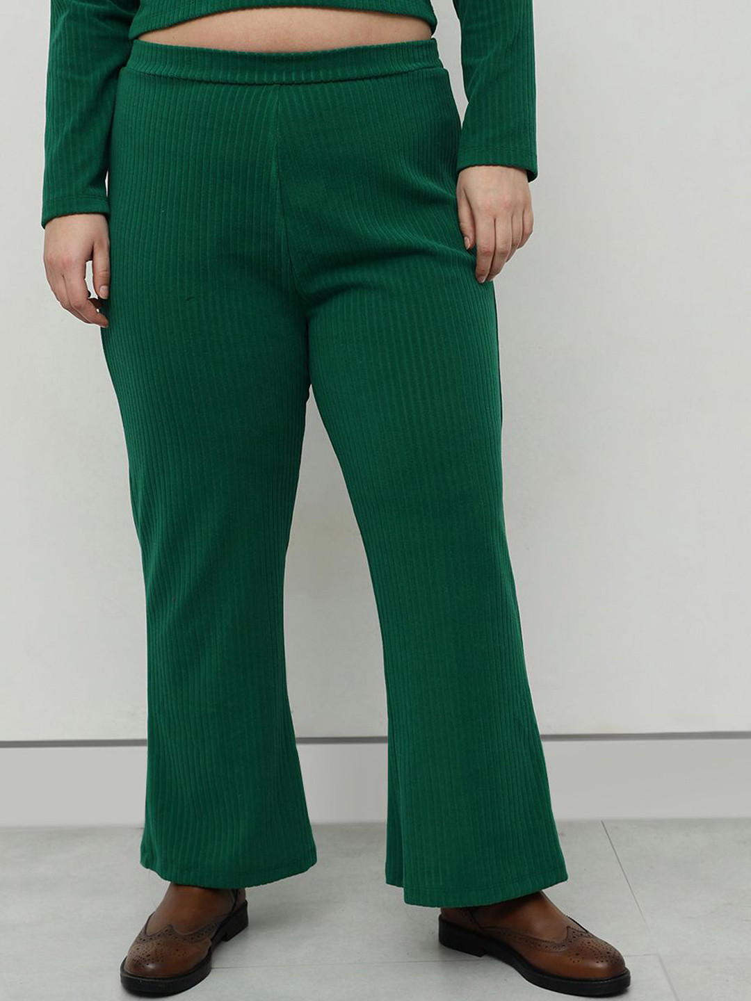 

CURVY STREET Women Plus Size Relaxed Straight Fit High-Rise Bootcut Trousers, Green