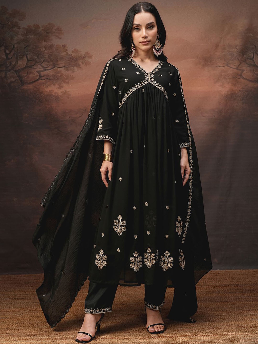 

Vishudh Floral Embroidered V-Neck Sequinned Empire Anarkali Kurta With Trouser & Dupatta, Black