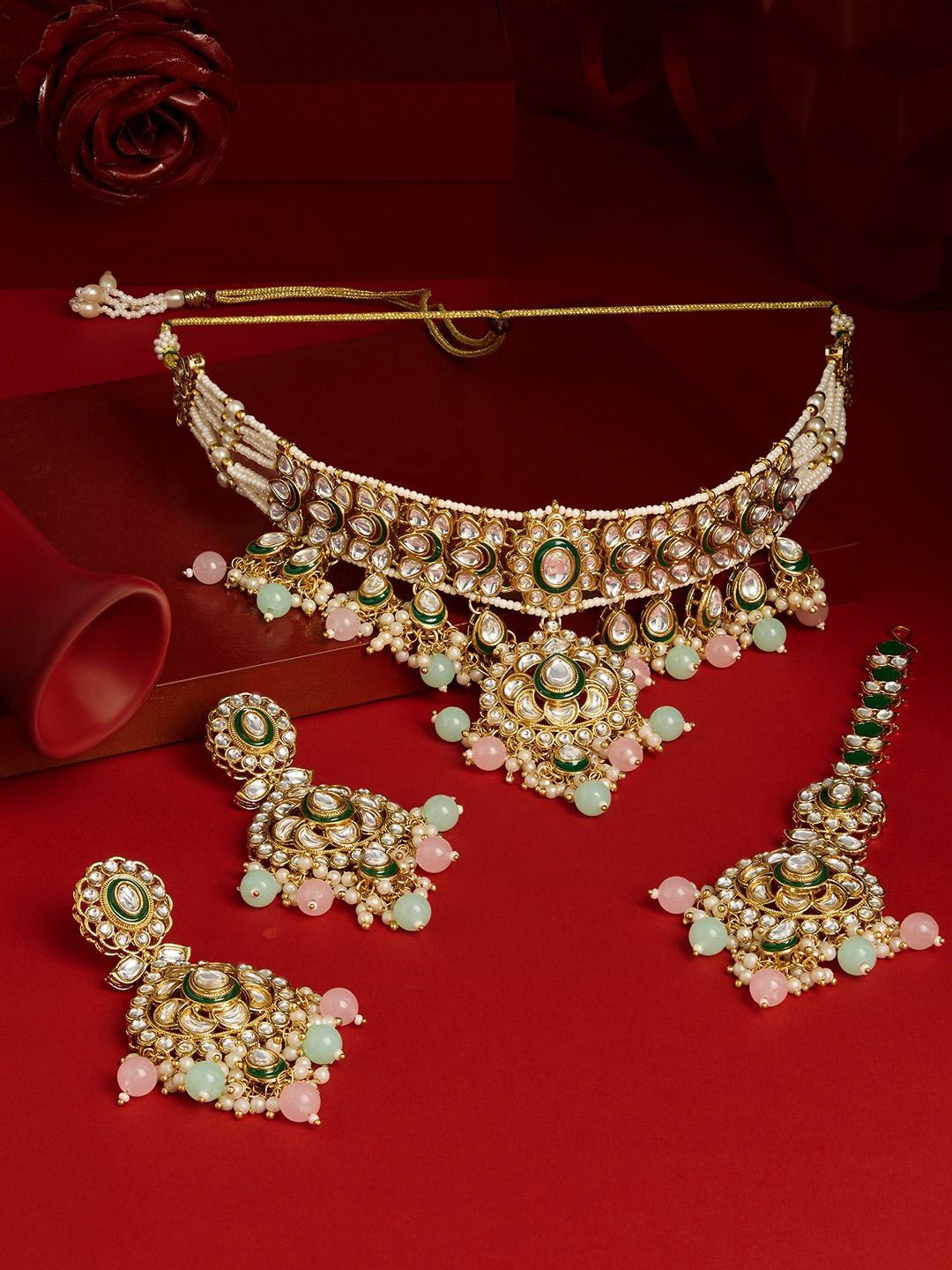 

Zaveri Pearls Gold-Plated Kundan Studded & Beaded Meenakari Jewellery Set