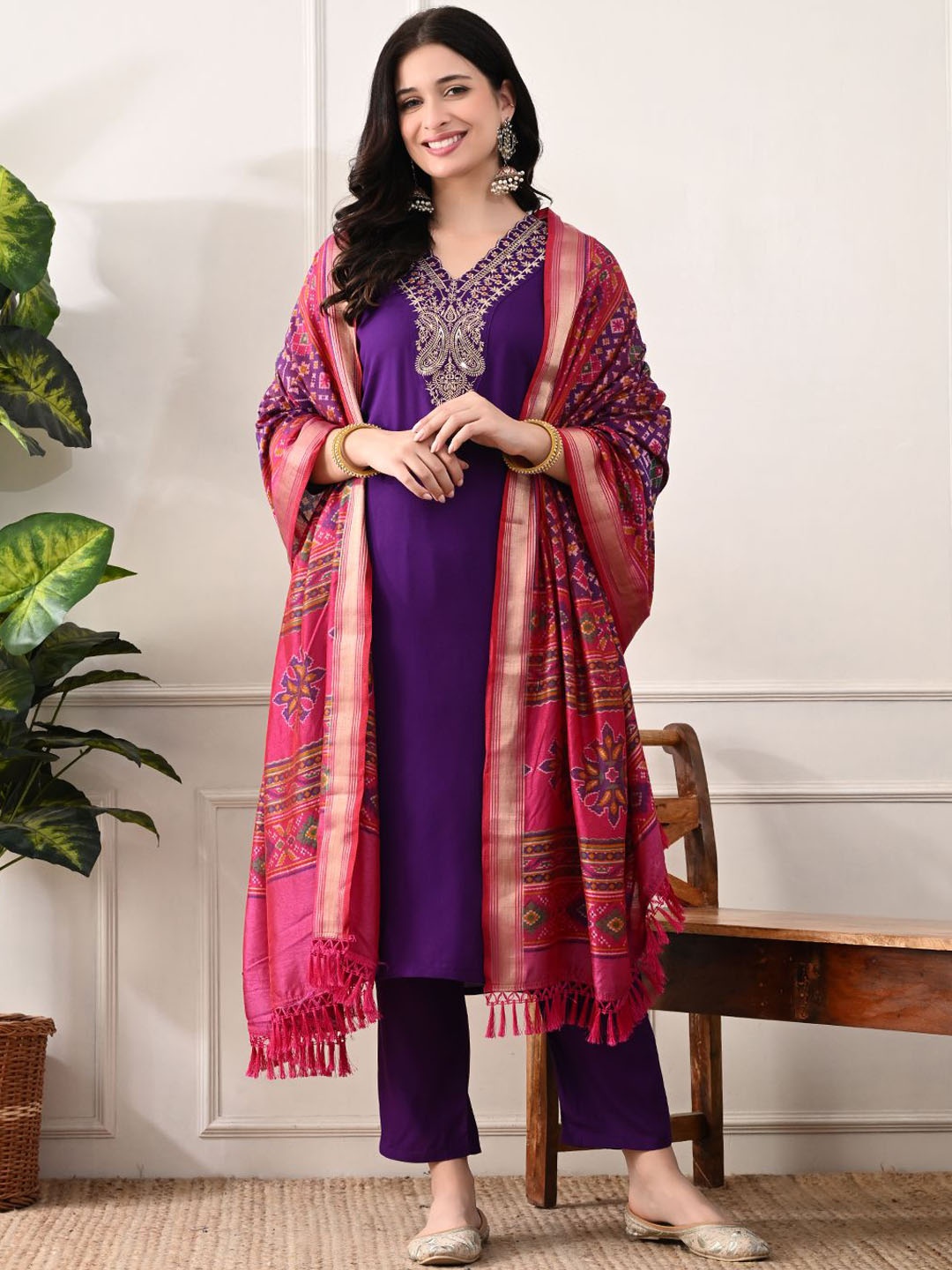 

Bunai Dhaga Floral Embroidered V-Neck Straight Kurta With Trouser & Dupatta, Purple