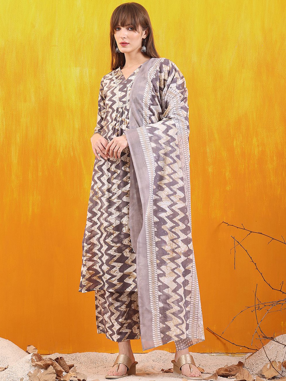 

KALINI Chevron Printed V-Neck Kurta with Palazzo And Dupatta, Grey