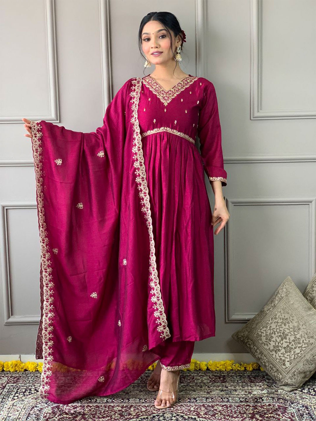 

TRAHIMAM Floral Embroidered V-Neck Kurta With Trouser & Dupatta, Pink