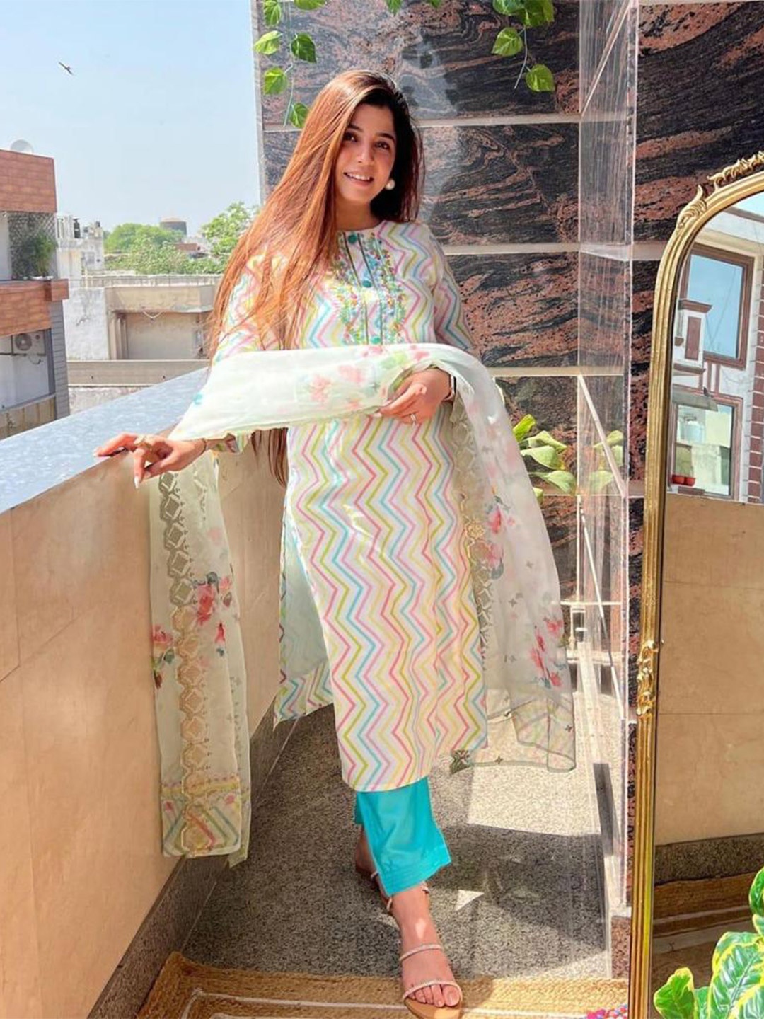 

TRAHIMAM Chevron Printed Thread Work Straight Kurta With Trousers And Dupatta, White