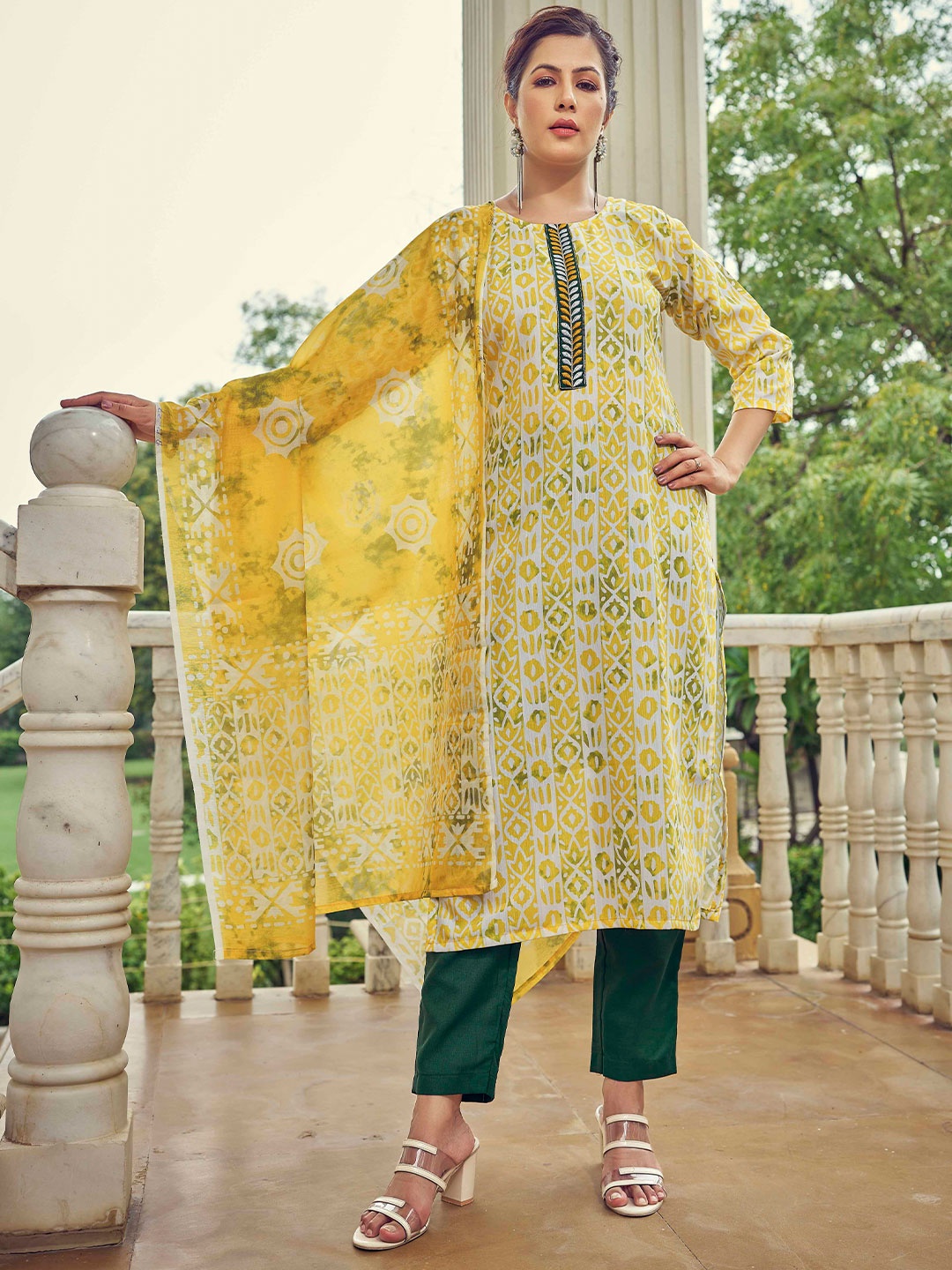 

TRAHIMAM Ethnic Motifs Printed Round Neck Straight Kurta With Trouser And Dupatta, Yellow