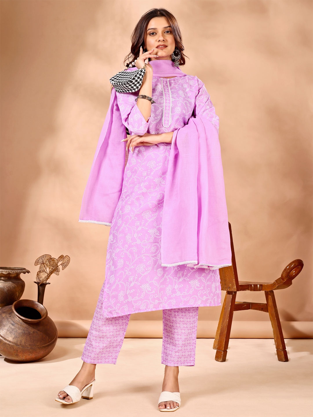 

TRAHIMAM Floral Printed Pure Cotton Kurta With Trouser And Dupatta, Lavender