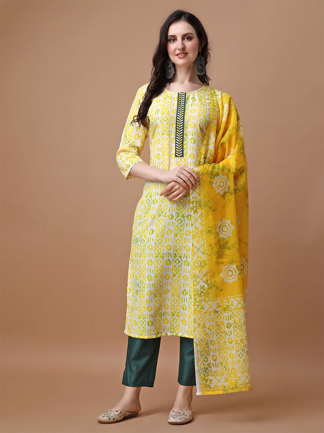 

TRAHIMAM Women Ethnic Motifs Printed Straight Kurta With Trouser And Dupatta, Yellow