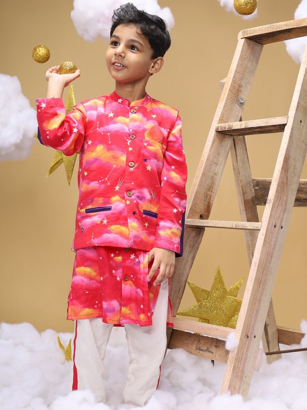 

Little Shiro Boys Rise At Dawn Printed Pure Cotton Kurta & Pyjama With Nehru jacket, Pink