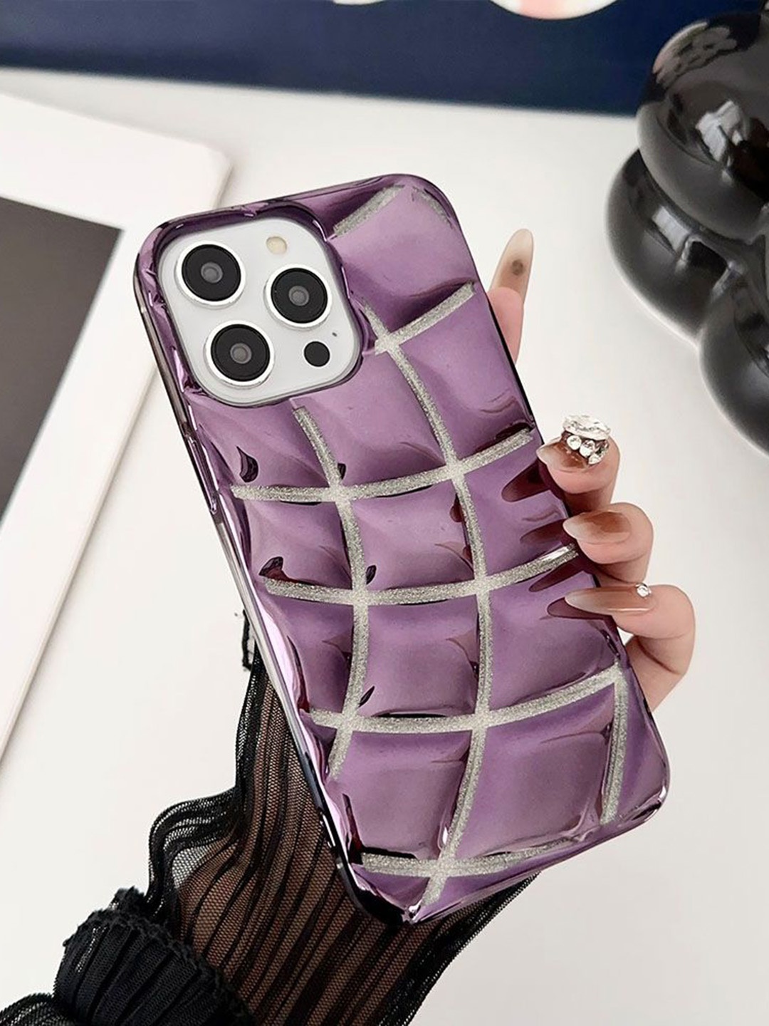 

Luxury Kase LK142 Electroplated curved plaid Protective iPhone 15 Pro Back Case, Purple