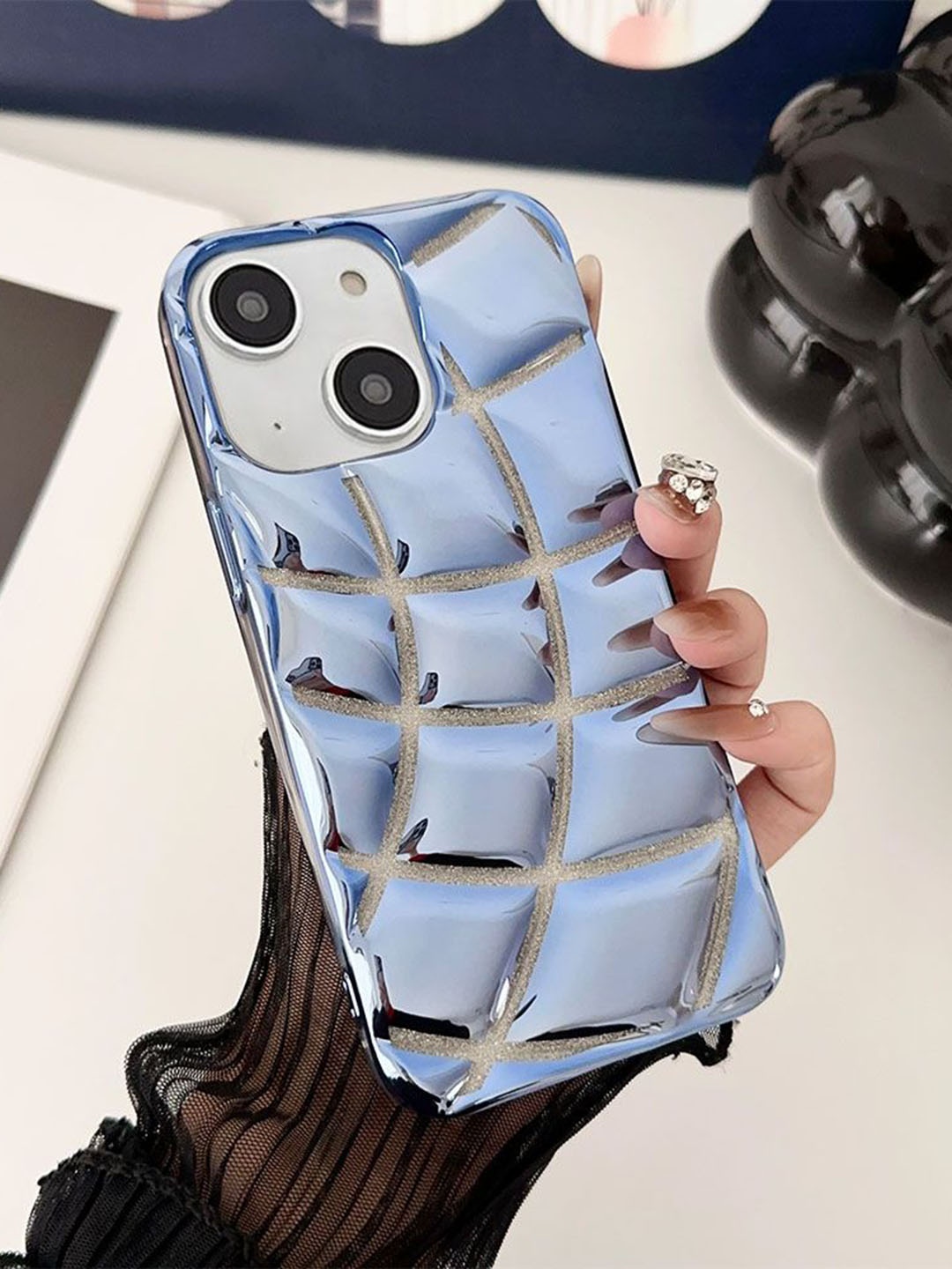 

Luxury Kase LK142 Electroplated curved plaid Protective iPhone 13 Back Case, Blue