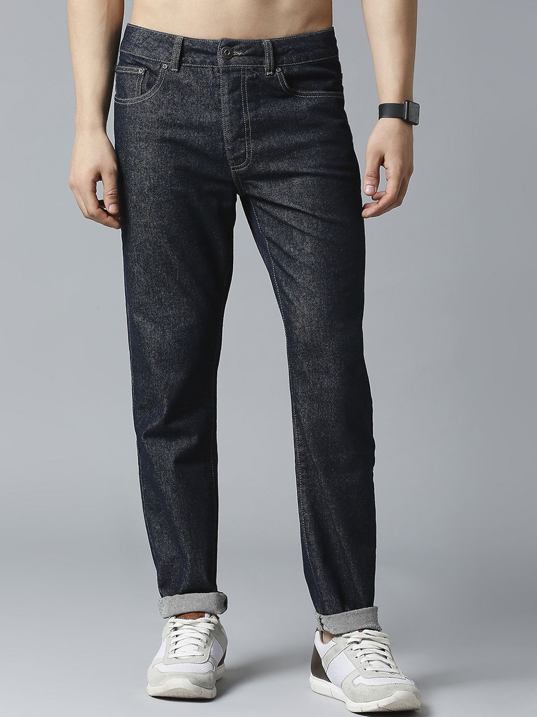 

The Roadster Lifestyle Co. Men Pure Cotton Slim Fit Mid Rise Jeans, Black
