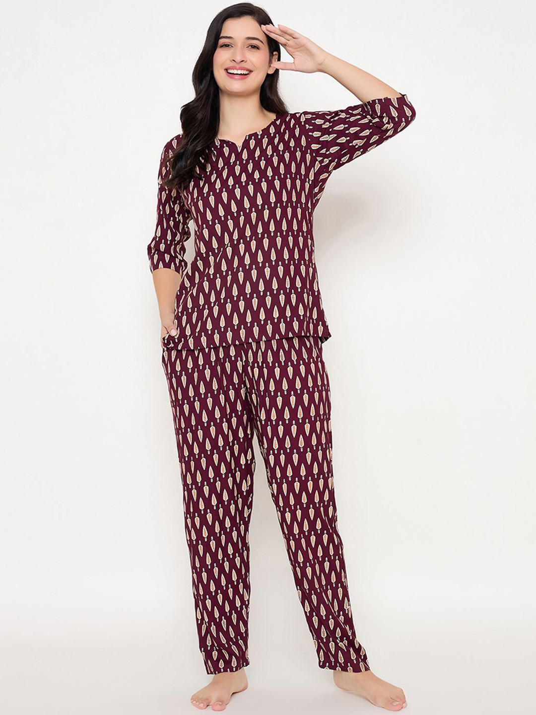 

Clovia Women Printed Night suit, Purple