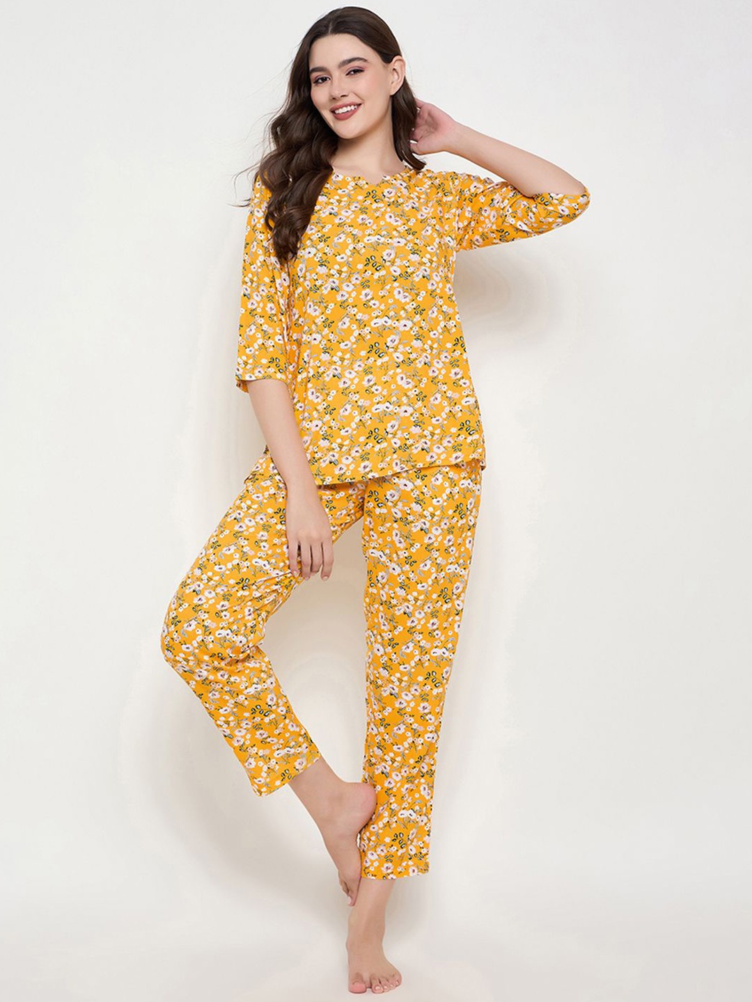 

Clovia Women Printed Night suit, Yellow