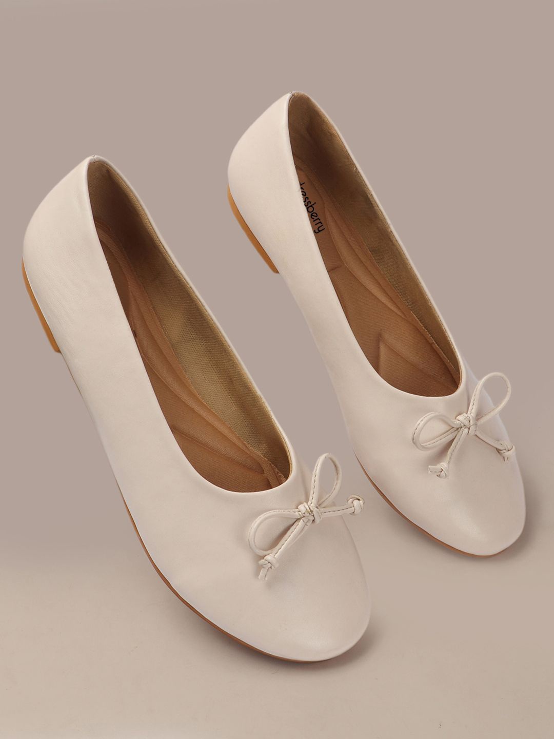 

DressBerry Women Ballerinas with Bows Flats, Cream