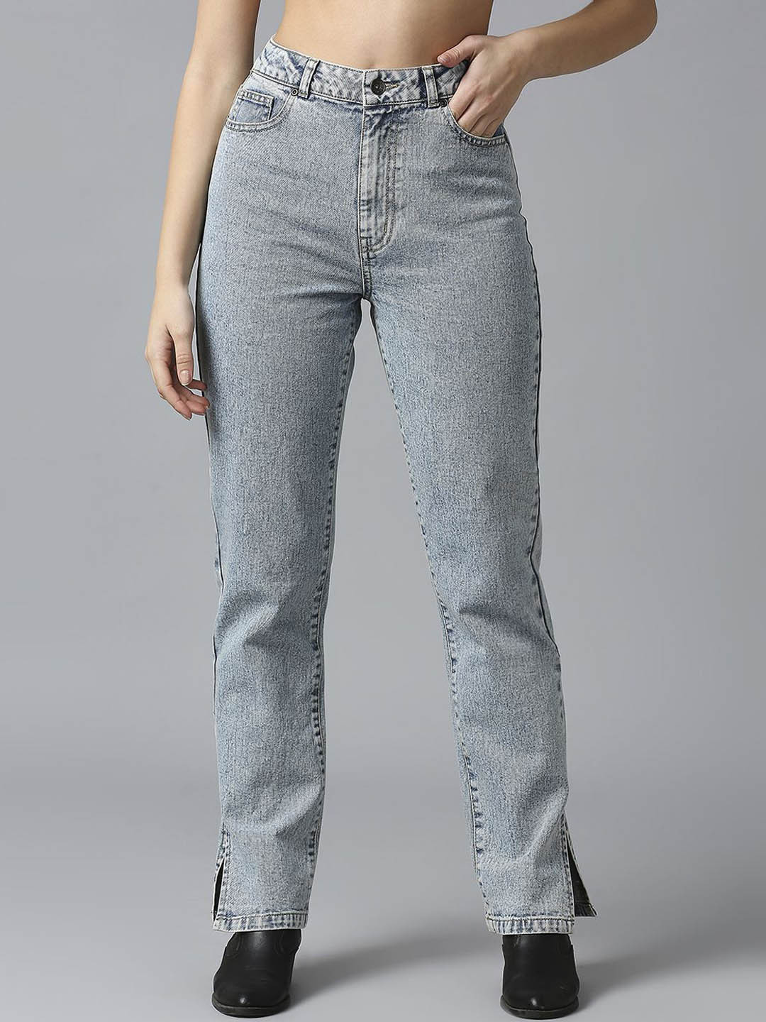 

The Roadster Lifestyle Co Women Pure Cotton High Rise Straight Fit Jeans, Blue
